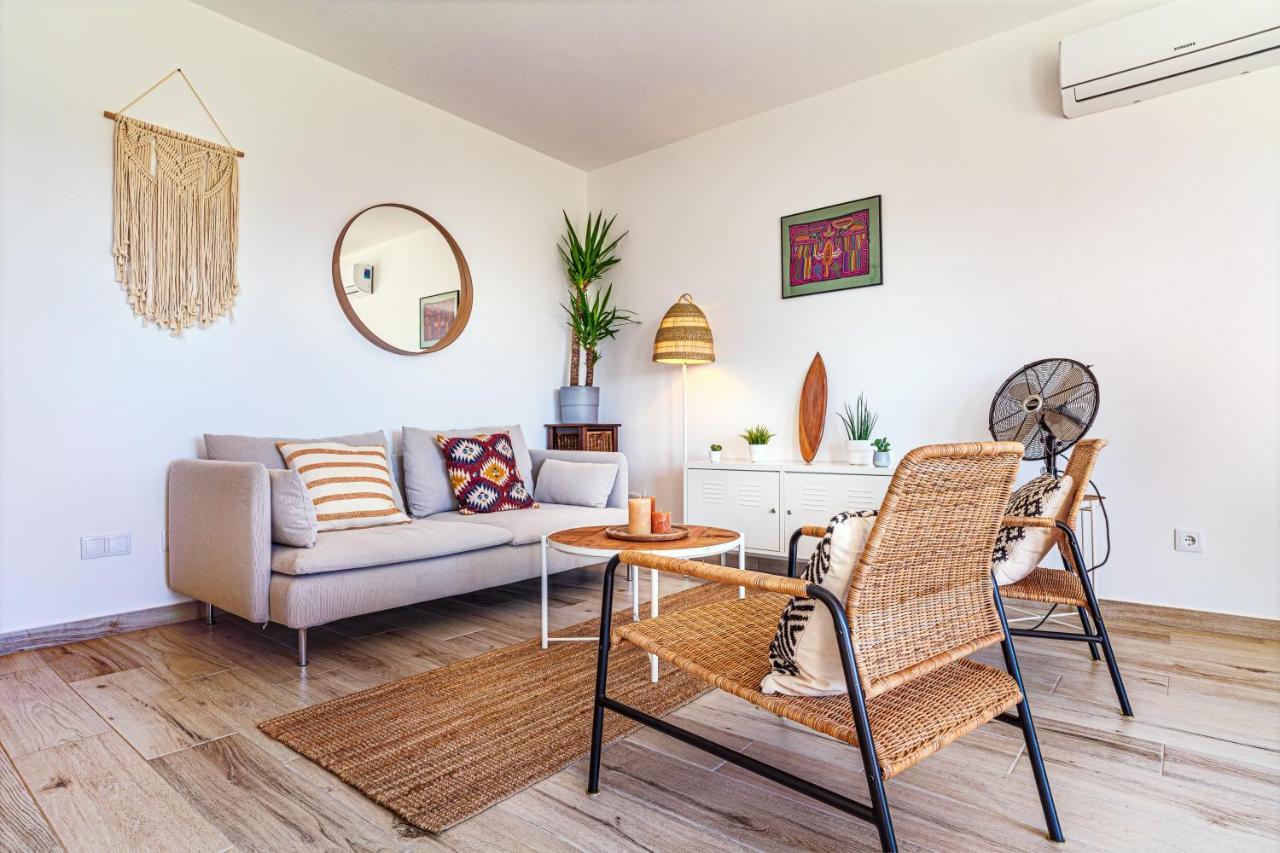 Surf & Apartment